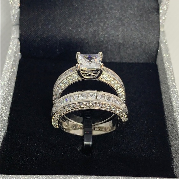 Ring 💍NWOT - Picture 2 of 8